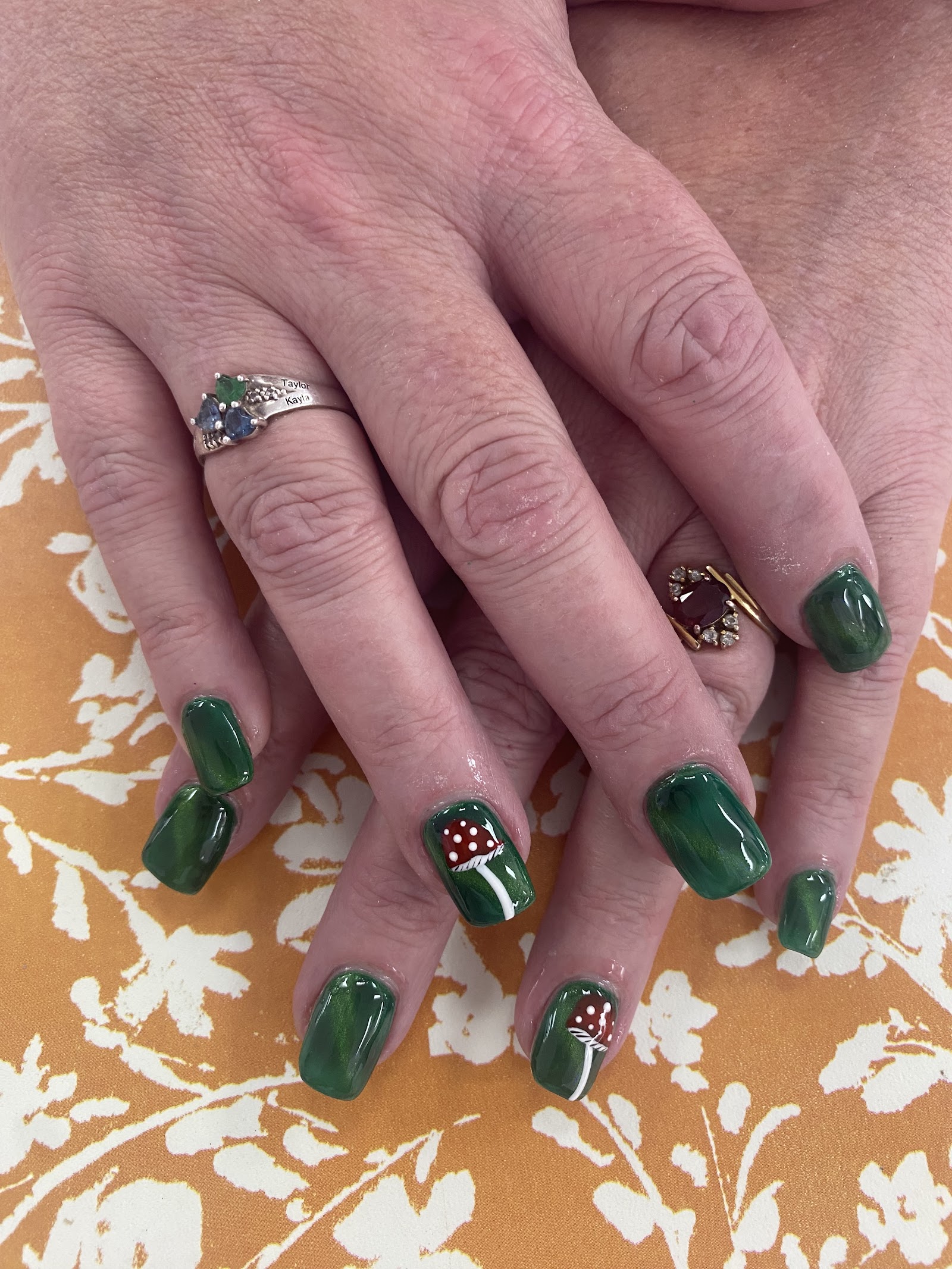 Mystic Nails Salon nail photo 5